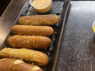 Creekside Bar and Grille