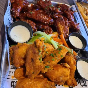 Awesome wings, Nashville hot ( not too hot), and buffalo hot, will get the Diablo next time!
