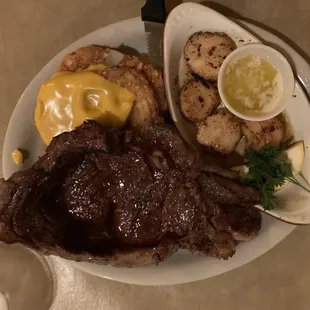 Rib Eye Combo w/ Scallops