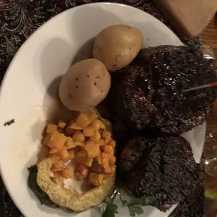 Filets (32oz) of wonderful tasting steak!!! Great meal! Will be back