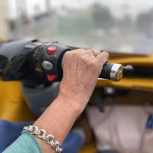 Operates like a motorcycle