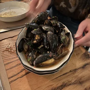 Mussels in tomato broth -- not bad, though not amazing either. At least they didn&apos;t taste fishy