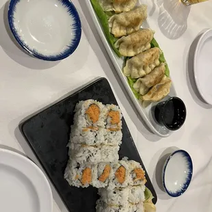 Spicy Tuna Roll and the Gyoza were exactly as expected. 4$ Sapporo draft special is unbeatable!