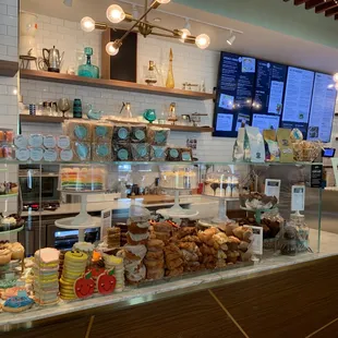 Main counter to order and pastry selection