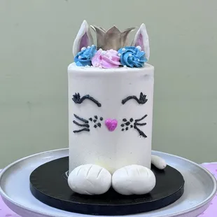 Cat themed cake for my daughter birthday. It was a hit my daughter loved it.