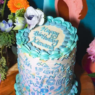 Stencil design and bulky borders