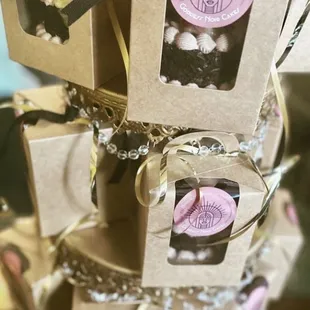 Mini Cakes By Goddess Noir Cakes