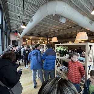 Saturday lunch line.. wrapped around entrance and up the stair case to the second floor..