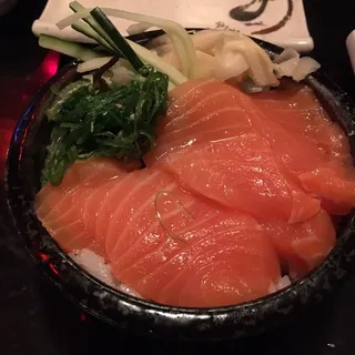 Salmon Donburi (Dinner)
