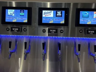 Slap'N Lizard Tap House