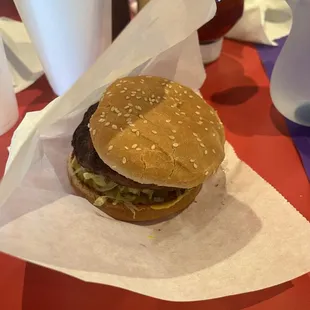 #15 burger with lettuce, onion, tomato, pickle and mustard