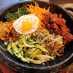 Spicy pork bibimbap