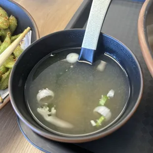 Miso soup comes complimentary with rice bowl (3/5)