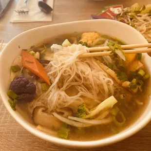 Veggie pho