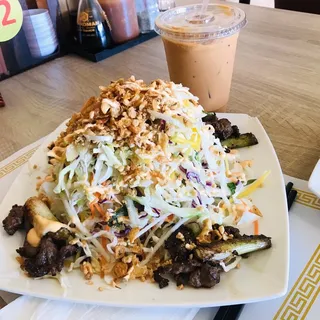 Grilled Beef Mango Salad