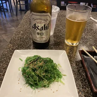 Seaweed salad and an Asahi beer !