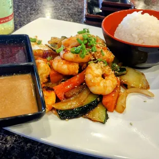 Shrimp hibachi lunch