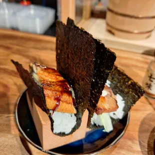 Unagi hand roll