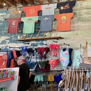 Men&apos;s T-shirts