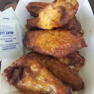 Chicken wings are so good!