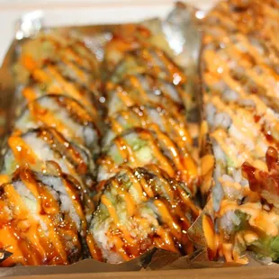 Golden California Roll &amp; Dynamite Roll -- SO DELICIOUS!