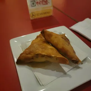 Veggie(right) and beef(left) samosas