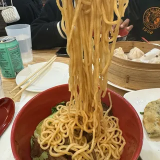 #N11. Braised Beef Scallion Oil Noodles ()