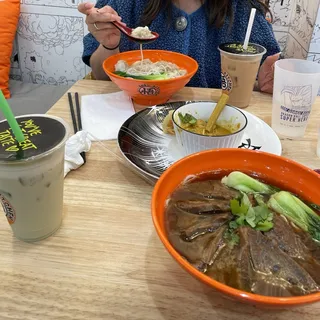 Hot GoKu Earl Grey Milk Tea