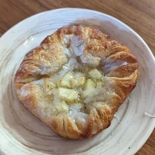 Apple Crown Danish