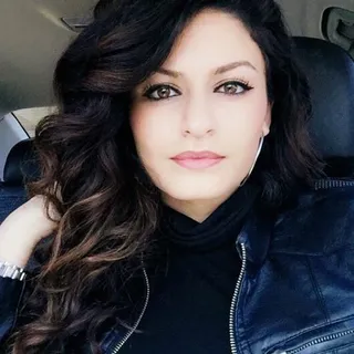 Mona F.
