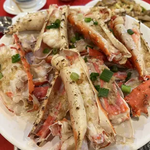 Steamed king crab legs
