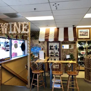Wine tasting area and stairs down to the Wine Cellar - Gold Hills Liquor