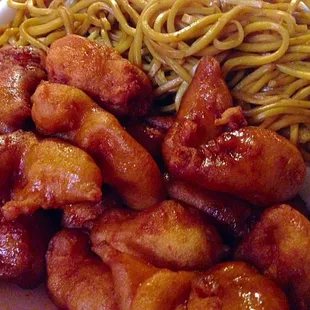 Honey Chicken with Vegetable Lo' Mein