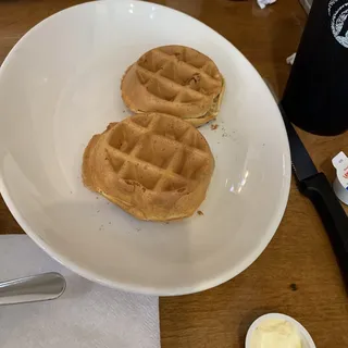 2 Mini Waffles