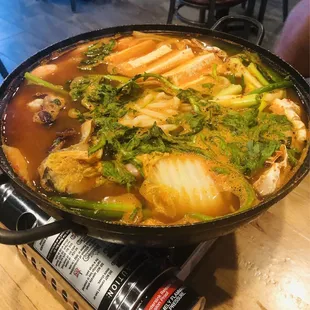 Seafood Hotpot