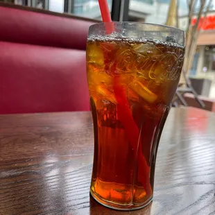 a glass of iced tea