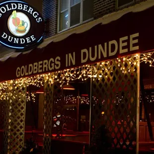the outside of a restaurant