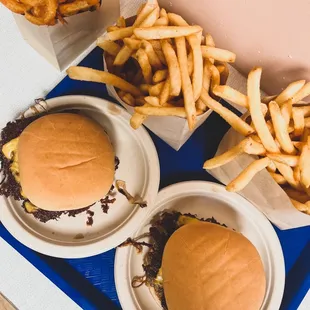 Gold burger and fries + special guest; curly fries