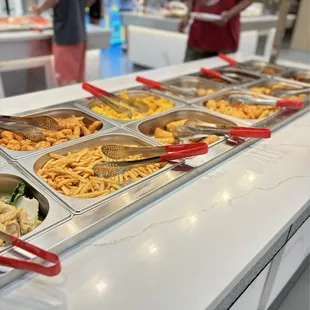 ramen and noodles, interior