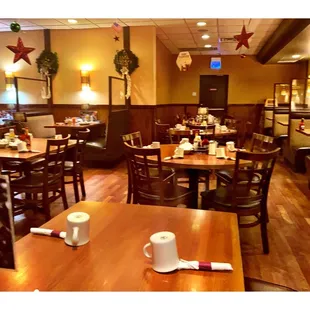 Inside  Golden Apple Grill &amp; Breakfast House.Open 24/7 Dine In Take Out Delivery. Cool!