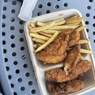 CHICKEN TENDERS LOADED FRIES