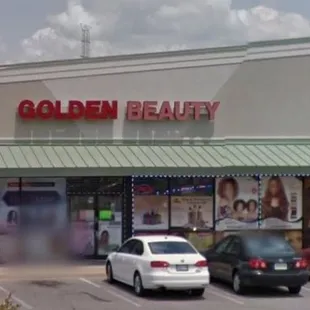 SHop at your own risk !! Store has NO refund policy (even though it is not printed on the receipt) &amp; questionable exchange policy! BAD!