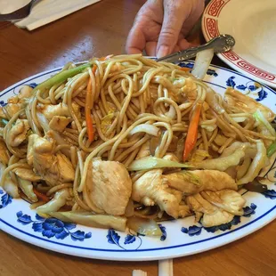 Lo Mein
