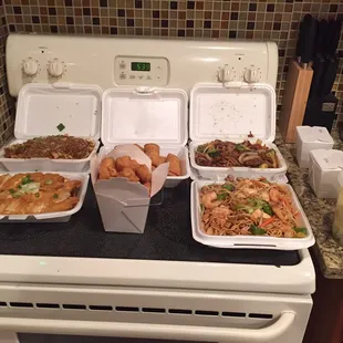 Dinner for 4 is more like dinner for 10!