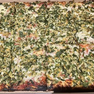 Large Clam and Garlic