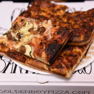 "Well done" pizza slices, Golden Boy 01/29/2022