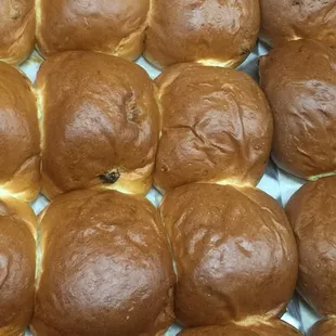 RAISIN BREAD