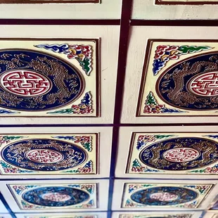 Ceiling decorations