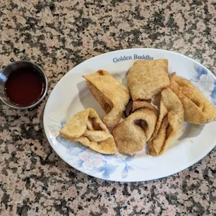 Fried wontons.