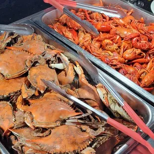 crabs and other seafood items